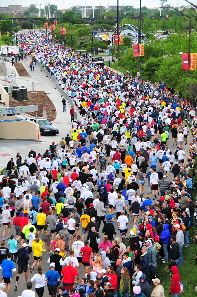 Indy Mini-Marathon 2010 221.jpg